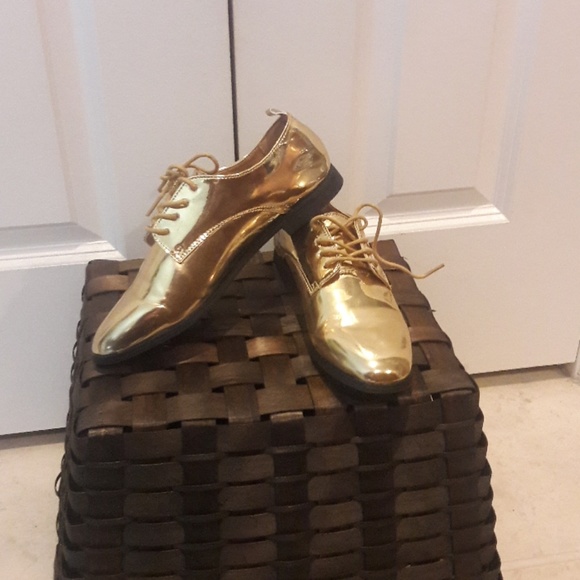 Other - Girl's Gold Shoes Other - Girl's Gold Shoes